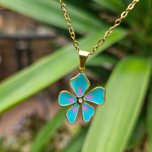 Gardenia Blue Necklace